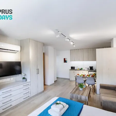 C-premium Apts 100m From And Centre アパート