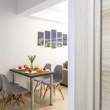 Apartment C-premium Apts 100m From And Centre