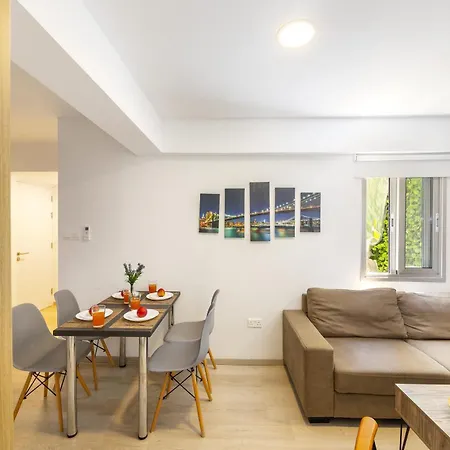 C-premium Apts 100m From And Centre Apartment Larnaca