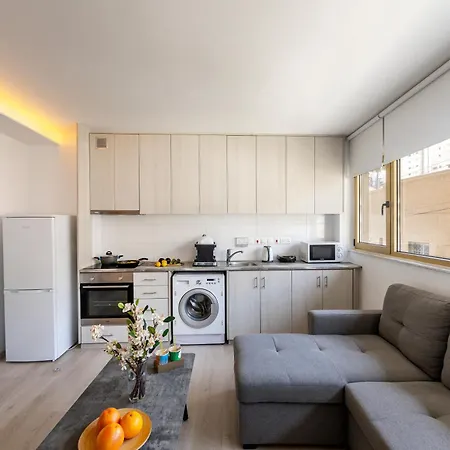 Apartment C-premium Apts 100m From And Centre Larnaca