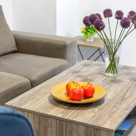 Apartment C-premium Apts 100m From And Centre