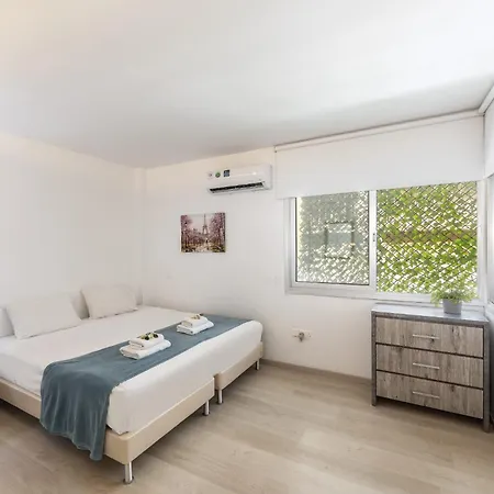 Apartment C-premium Apts 100m From And Centre *