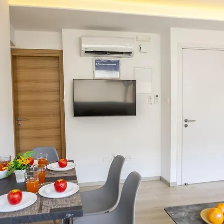 Apartament C-premium Apts 100m From And Centre *