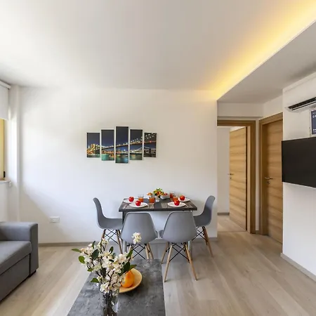 Διαμέρισμα C-premium Apts 100m From And Centre