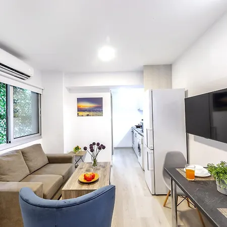 דירה C-premium Apts 100m From And Centre לרנקה