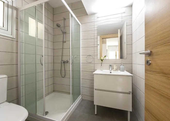 C-premium Apts 100m From And Centre アパート