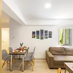Apartamento C-premium Apts 100m From And Centre *