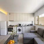 C-premium Apts 100m From And Centre