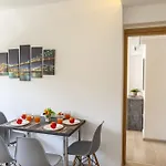 Apartamento C-premium Apts 100m From And Centre
