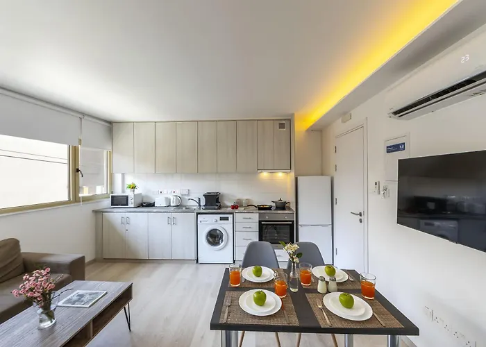 Apartamento C-premium Apts 100m From And Centre