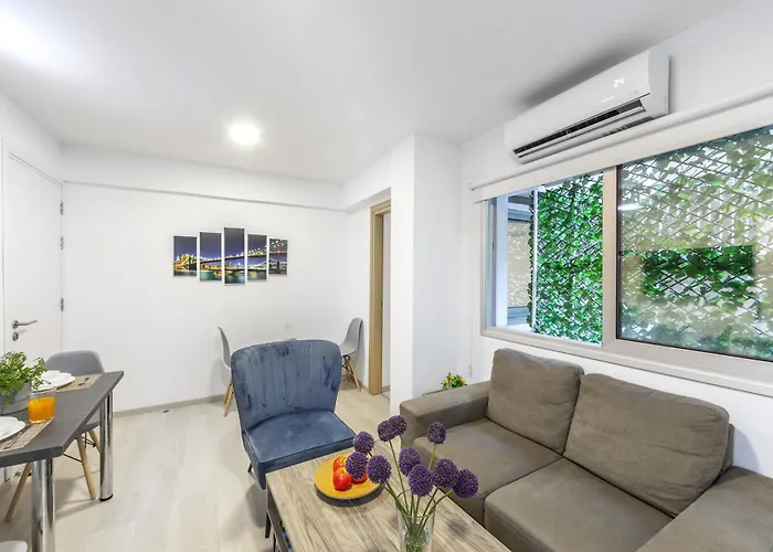 Apartamento C-premium Apts 100m From And Centre Lárnaca